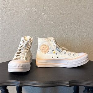 Converse Women's Cream High-Top Sneakers With Floral Embroidery